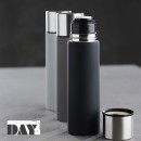 DAY ΘΕΡΜΟΣ 3 ΧΡΩΜΑΤΑ ASS. 500ML (4ΧΑΝΟΙΧΤΟ ΓΚΡΙ/4X ΣΚΟΥΡΟ ΓΚΡΙ/3XΜΑΥΡΟ) | Συσκευασία 12 τμχ