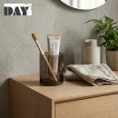 DAY ΠΟΤΗΡΙ ΜΠΑΝΙΟΥ ΓΥΑΛΙΝΟ ΚΑΦΕ Φ7,8Χ10ΕΚ | Συσκευασία 12 τμχ