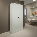 Μεταλλική ντουλάπα Zogi pakoworld με χώρισμα σε ανοιχτό γκρι 90x45x180εκ