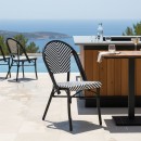 Καρέκλα Uamrin pakoworld στοιβαζόμενη μαύρο αλουμίνιο-ασπρόμαυρο pe rattan 46x57x85εκ