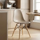 Καρέκλα Julita pakoworld PP cappuccino με φυσικό πόδι 46x52x80εκ