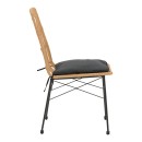 Καρέκλα Naoki pakoworld rattan σε φυσική απόχρωση με μαύρο μαξιλάρι και μεταλλικό μαύρο πόδι 45.5x59.5x89εκ