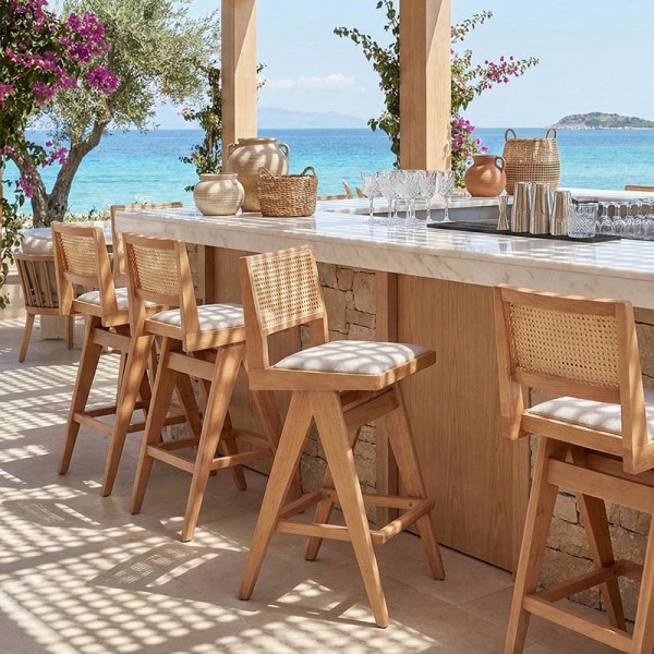 Σκαμπό bar Winslow pakoworld ξύλο rubberwood ανοικτό καρυδί-pvc rattan φυσικό-ύφασμα γκρι 44.5x46x98εκ | Συσκευασία 2 τμχ